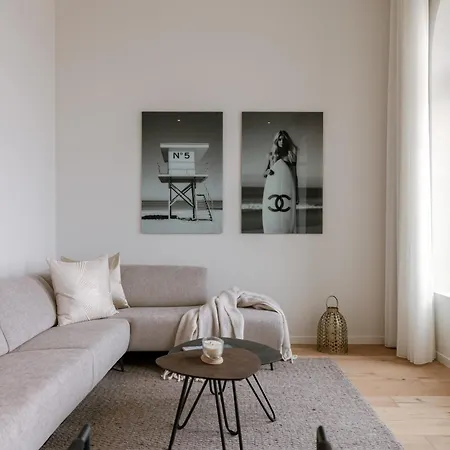 Huswell - Stunning Seafront With Modern Comforts And Dike Views Apartament *