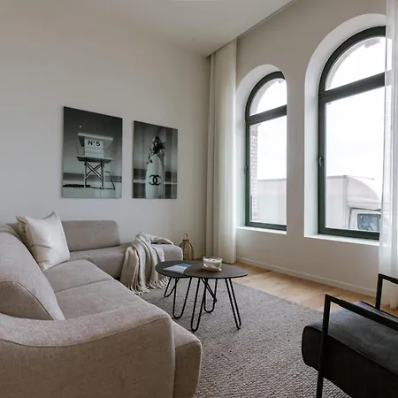 Huswell - Stunning Seafront With Modern Comforts And Dike Views * Ostende