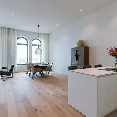 Huswell - Stunning Seafront With Modern Comforts And Dike Views アパート *